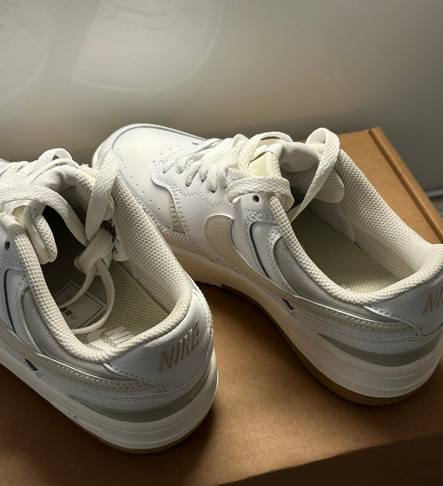 Nike Gamma Force White Light Bone